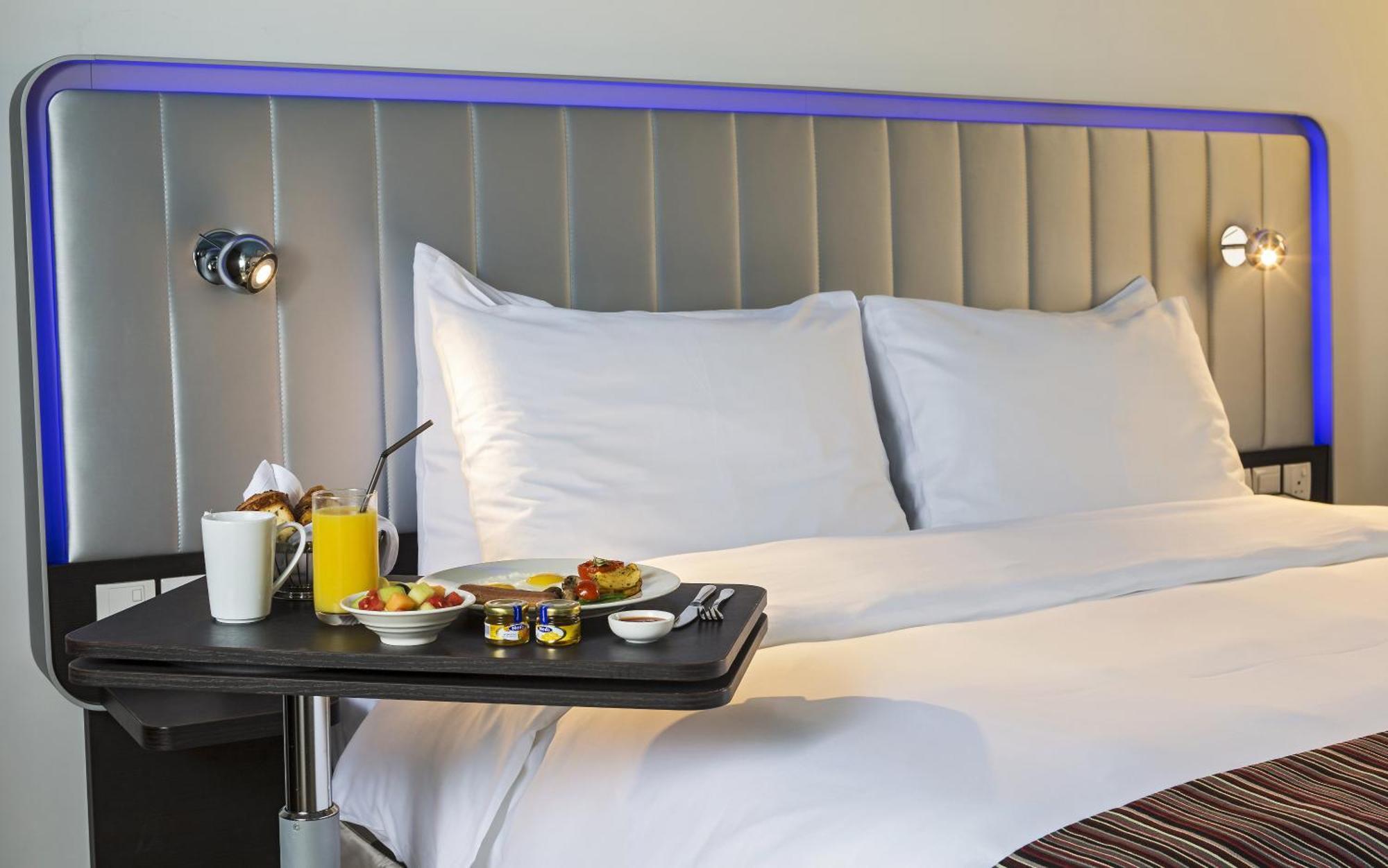 Hotel Park By Radisson And 4*