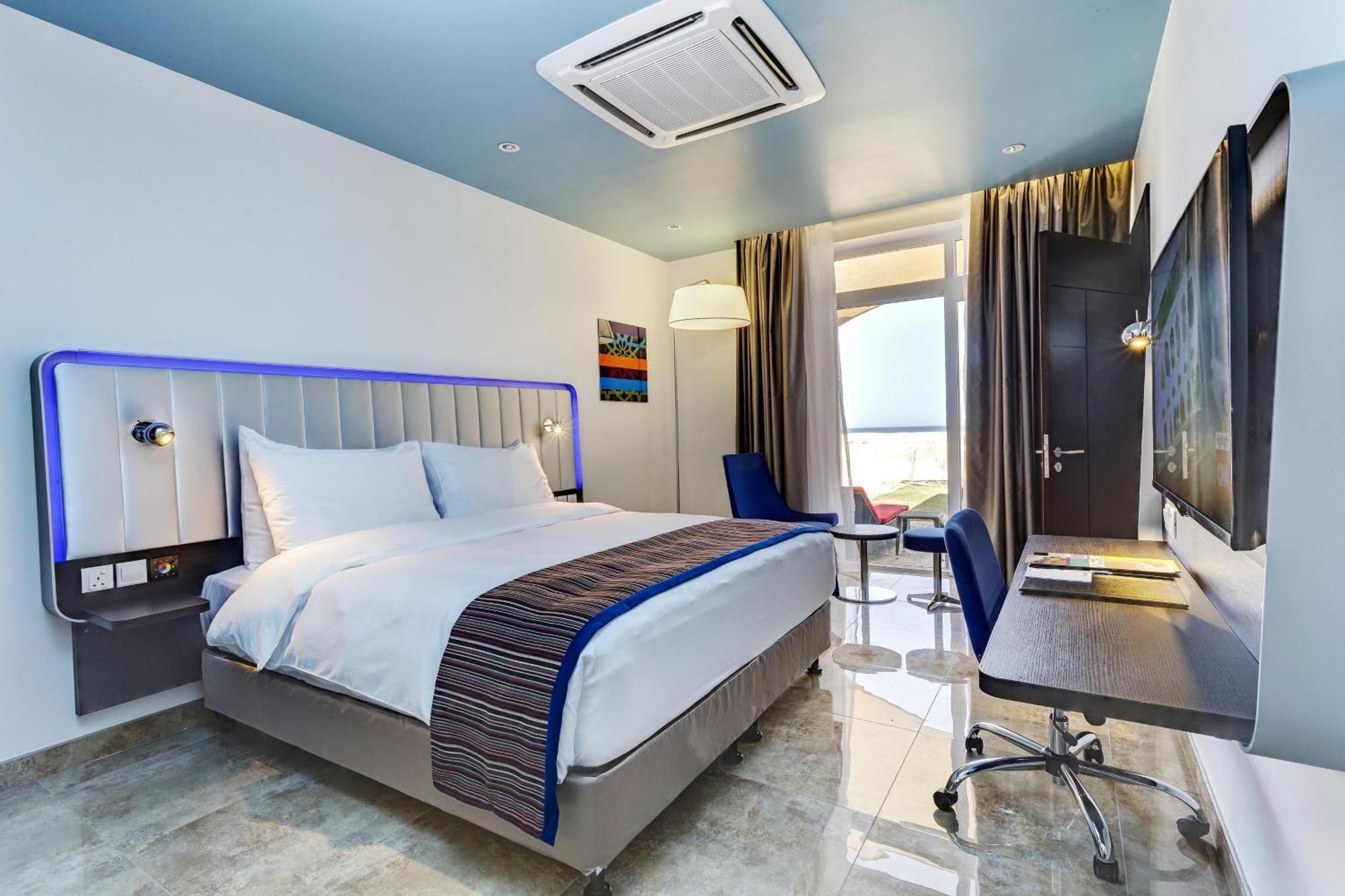 Hotel Park By Radisson And Duqm